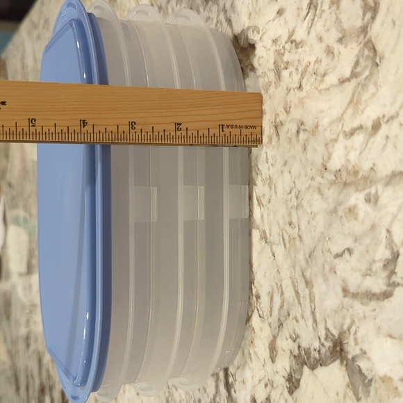 Tupperware Fridge Stackable - three piece with lid - Picture 5 of 6